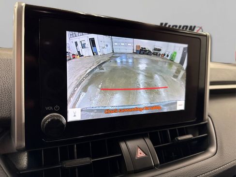 Used 2023 Toyota RAV4 LE image 28