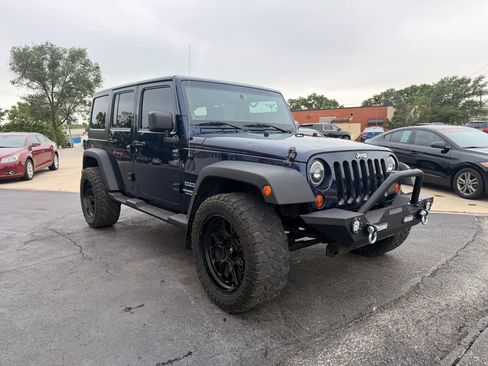 Used 2013 Jeep Wrangler Unlimited Sport AWD/4WD image 7