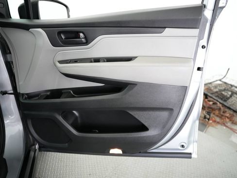 Used 2018 Honda Odyssey EX-L image 51