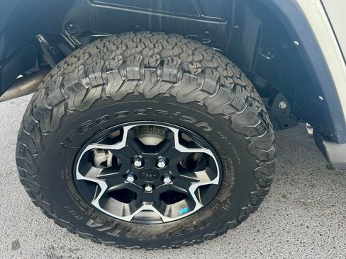 Used 2022 Jeep Wrangler Unlimited Rubicon 4xe w/ Cold Weather Group image 7