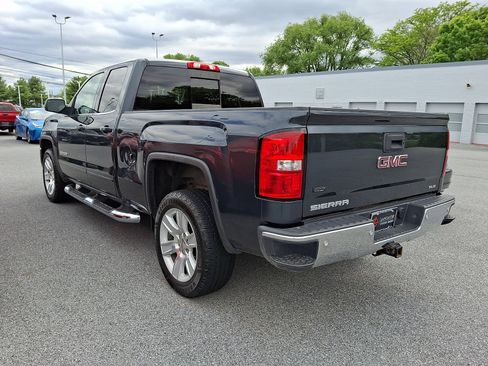 Used 2017 GMC Sierra 1500 SLE w/ SLE Value Package AWD/4WD image 3