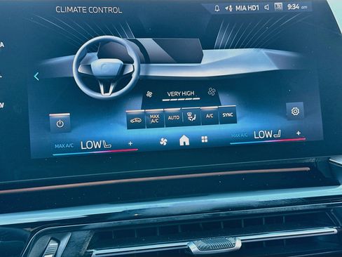 Used 2025 BMW X1 xDrive28i w/ Convenience Package AWD/4WD image 16