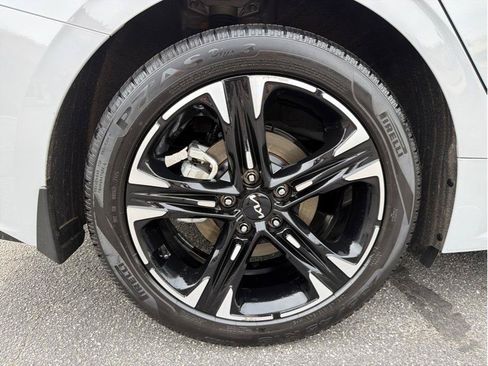 Used 2024 Kia K5 GT-Line AWD/4WD image 23