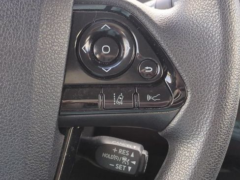 Used 2019 Toyota Prius LE FWD image 27
