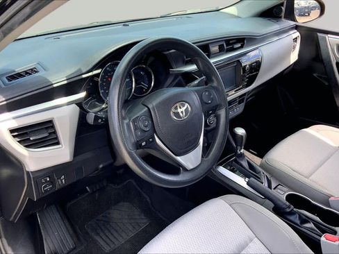 Used 2016 Toyota Corolla LE FWD image 17