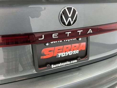 Used 2025 Volkswagen Jetta Sport FWD image 10