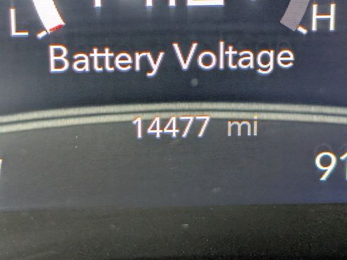 Used 2025 Chrysler Pacifica Select FWD image 25