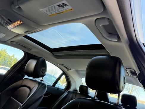 Used 2018 Mercedes-Benz C 300 4MATIC Sedan image 11