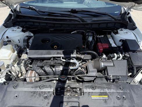 Used 2019 Nissan Altima 2.5 SR FWD image 32