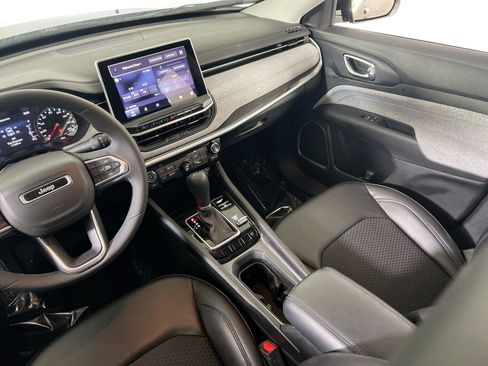 Used 2022 Jeep Compass Latitude AWD/4WD image 21