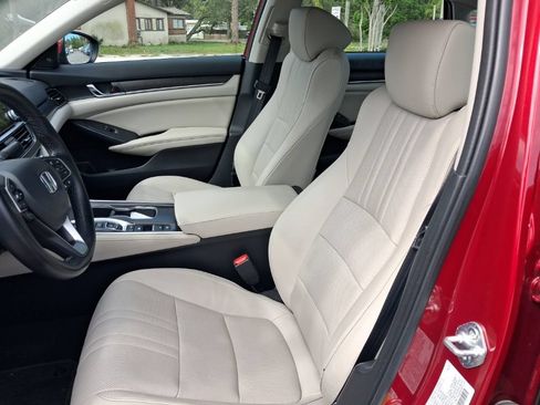 Certified 2022 Honda Accord Touring image 18
