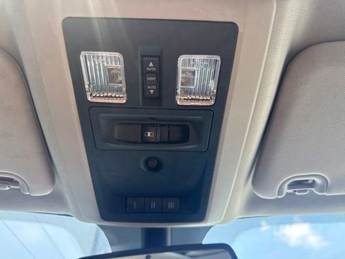 Used 2015 RAM 3500 Laramie Longhorn AWD/4WD image 20