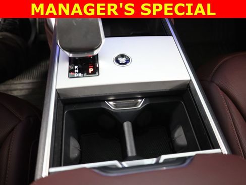 Used 2025 Land Rover Range Rover SE AWD/4WD image 28
