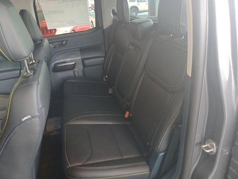 New 2025 Ford Maverick Lobo image 16