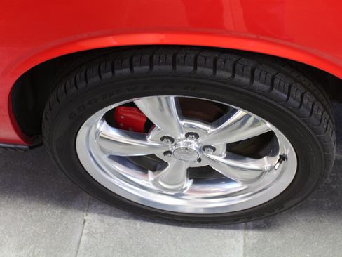 Used 2010 Dodge Challenger R/T image 25