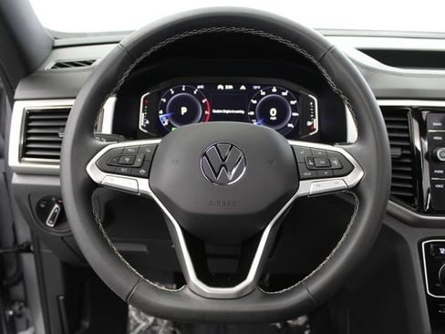 Used 2023 Volkswagen Atlas Cross Sport SE w/ Panoramic Sunroof Package AWD/4WD image 22
