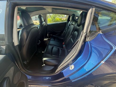 Used 2022 Tesla Model 3 RWD image 11