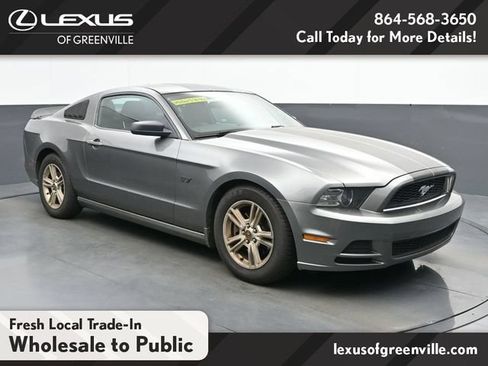 Used 2014 Ford Mustang Coupe RWD image 1