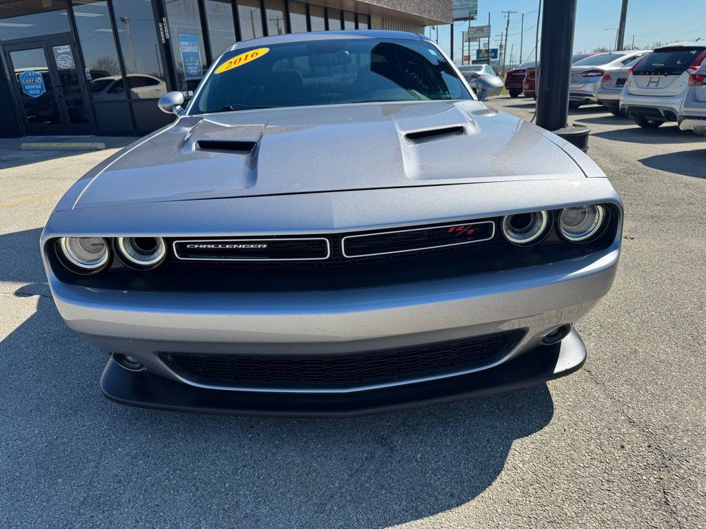 Used 2016 Dodge Challenger R/T w/ Cold Weather Group RWD image 3