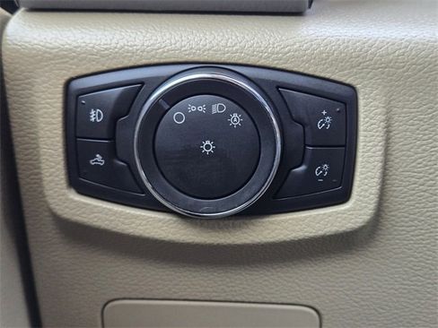 Used 2015 Ford F150 XLT w/ Equipment Group 302A Luxury image 20