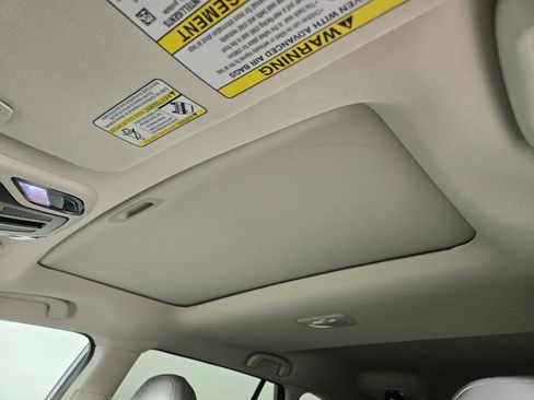 Certified 2025 Subaru Outback Limited AWD/4WD image 16