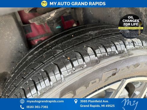 Used 2025 Jeep Compass Limited AWD/4WD image 33