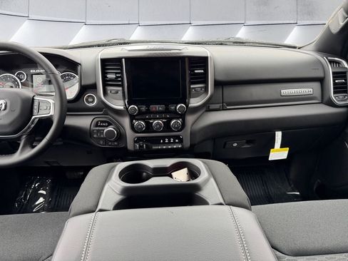 New 2026 RAM 1500 Big Horn AWD/4WD image 11