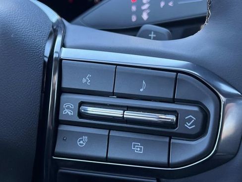 New 2026 GMC Terrain AT4 w/ Convenience Package III image 27