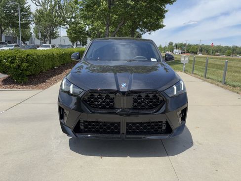 New 2026 BMW X2 xDrive28i w/ Technology Package AWD/4WD image 3