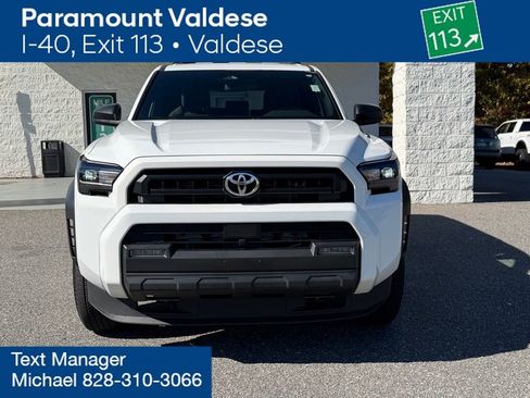 Used 2025 Toyota 4Runner SR5 image 23