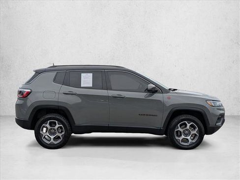Used 2022 Jeep Compass Trailhawk w/ Trailhawk Convenience Group image 4