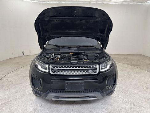 Used 2018 Land Rover Range Rover Evoque SE image 9