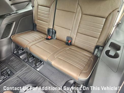 New 2026 GMC Yukon Denali Ultimate w/ LPO, Floor Liner Package AWD/4WD image 24