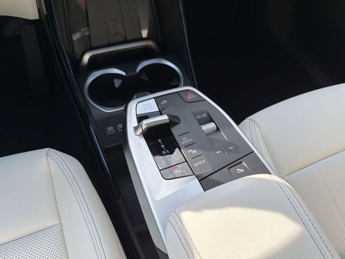 New 2027 BMW X2 xDrive28i AWD/4WD image 17