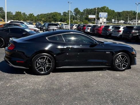Used 2022 Ford Mustang GT Premium w/ Equipment Group 401A RWD image 7
