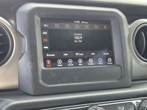 Used 2019 Jeep Wrangler Unlimited Sport S image 11