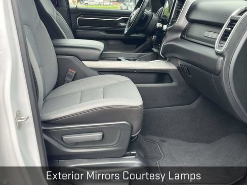Used 2025 RAM 1500 Big Horn AWD/4WD image 23