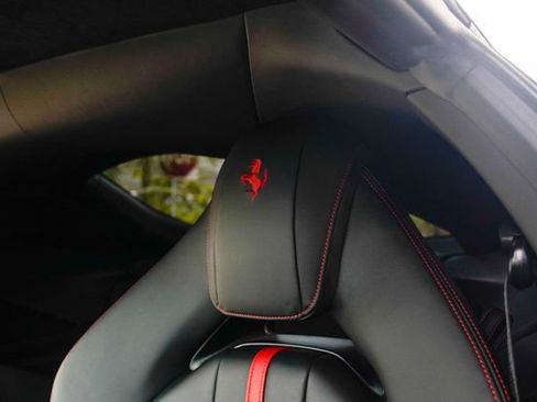 Used 2020 Ferrari 812 Superfast RWD image 63
