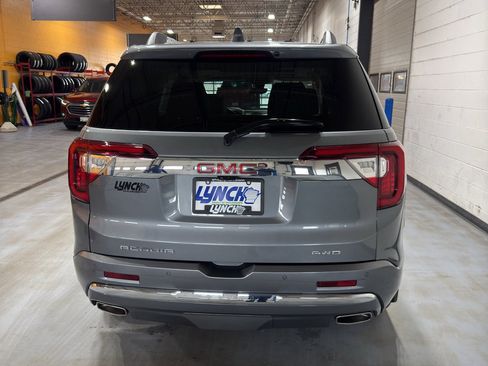 Used 2022 GMC Acadia Denali image 4