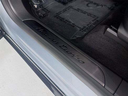 New 2025 Porsche Macan Turbo Electric image 7