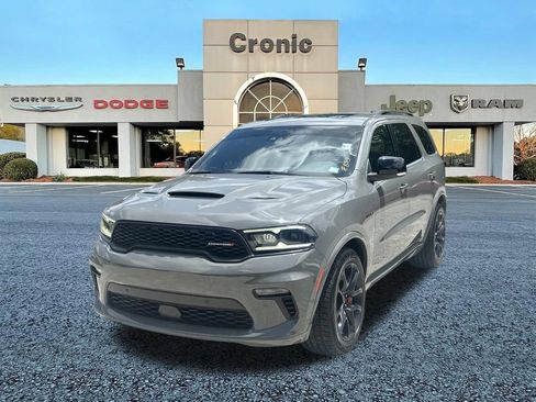 Used 2023 Dodge Durango R/T w/ Tow 'N Go Package AWD/4WD image 7