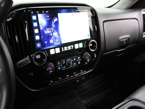 Used 2018 Chevrolet Silverado 1500 LT w/ All Star Edition AWD/4WD image 19