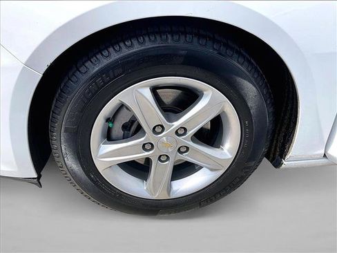 Used 2022 Chevrolet Malibu LT FWD image 10