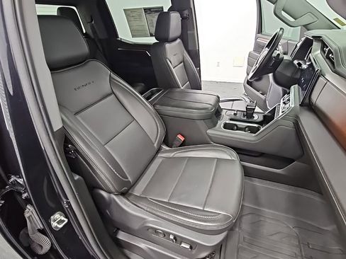 Used 2023 GMC Sierra 1500 Denali image 41