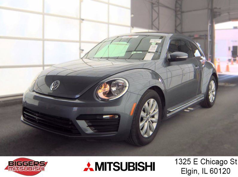 Used 2019 Volkswagen Beetle 2.0T S FWD image 1