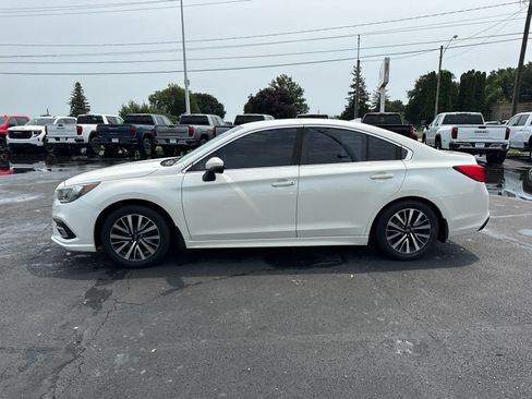Used 2019 Subaru Legacy 2.5i Premium AWD/4WD image 2
