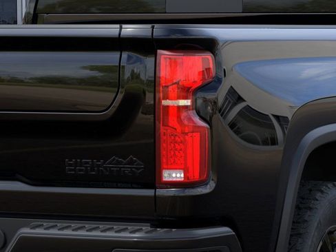 New 2026 Chevrolet Silverado 2500 High Country w/ Midnight Edition AWD/4WD image 12