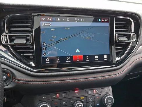 Certified 2024 Dodge Durango GT image 18