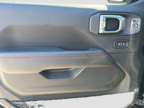 Used 2020 Jeep Gladiator Rubicon image 21