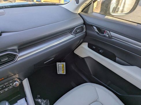 New 2025 MAZDA CX-5 AWD 2.5 S w/ Premium Plus Pkg image 23